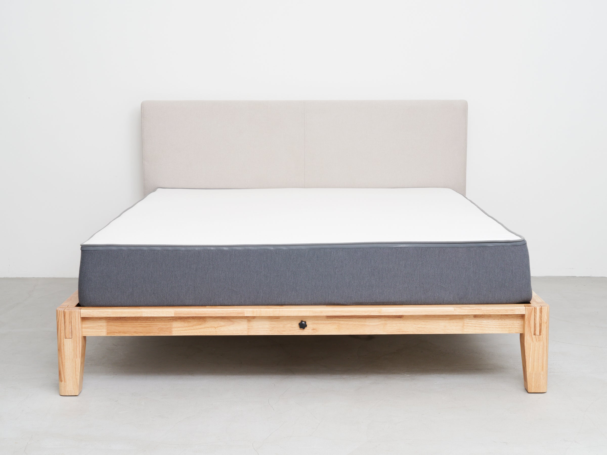 guguベッドフレーム